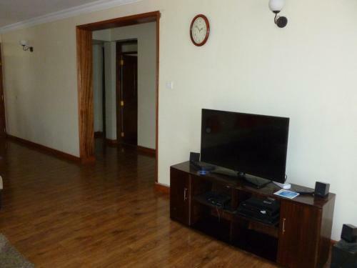 Cozy 3 Bedroom All Ensuite Apartment