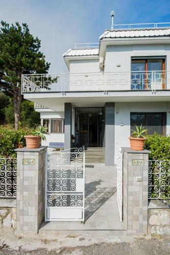 Villa Louise Sorrento