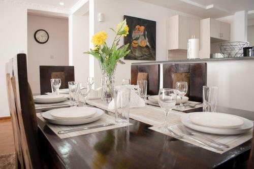 Apartamento Sebuleni Riverside By Edmor Suites
