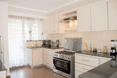 Apartamento Sebuleni Riverside By Edmor Suites