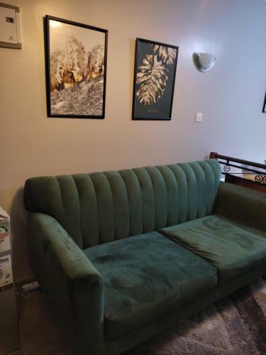 Akwizzo Fully Furnished Studio Apartment
