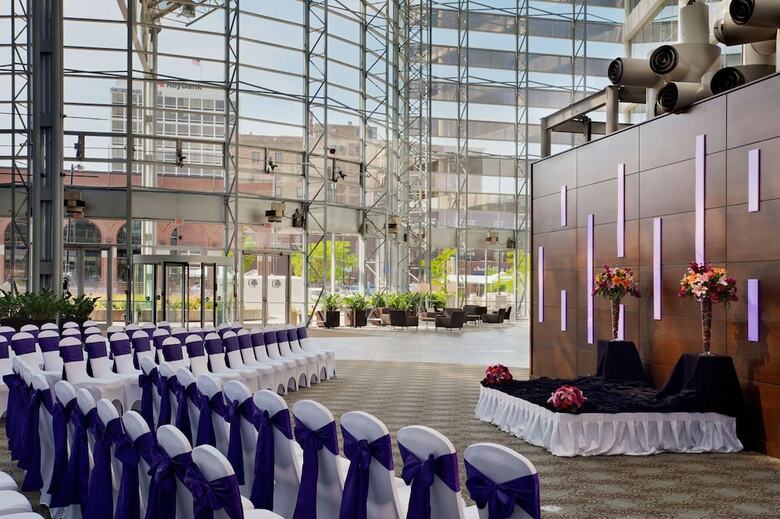 Doubletree By Hilton Hotel South Bend