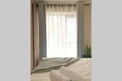 Modern 1 Bedroom Apartment. Elevated Living Royal Suburbs