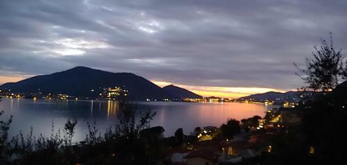 Apartamento Balcone Sul Lago