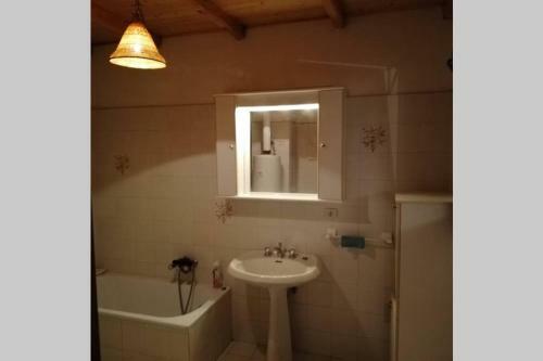 Quiet Apartment In Historical Tower Of Braidon