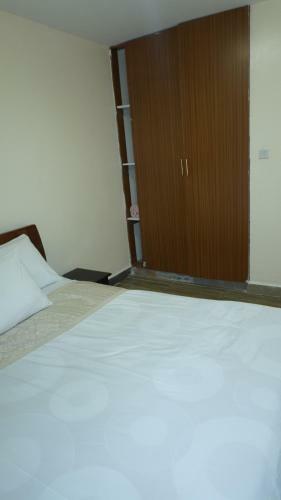 Apartamento Shekinah Homes City View House