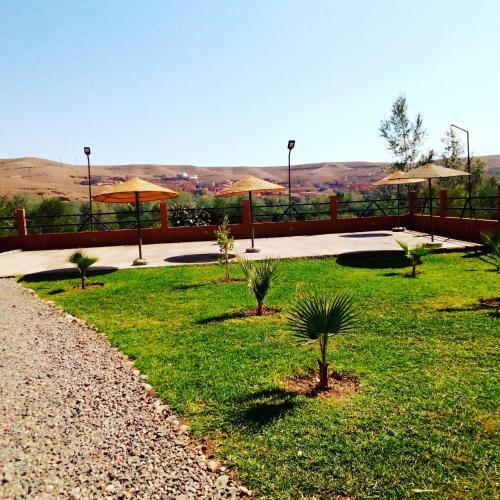 Hostal Auberge Caf� Restaurant Assamer