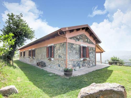 Vibrant Villa In Torre Di Ruggiero With Sauna