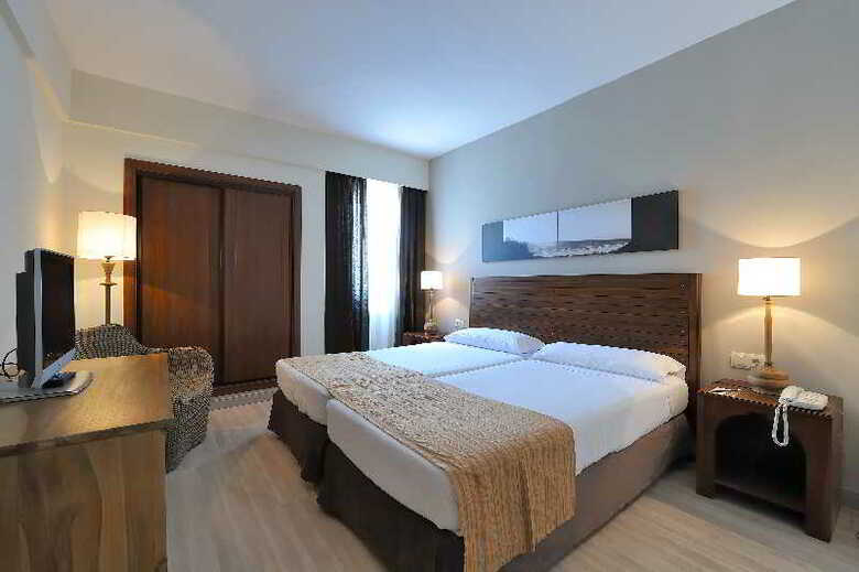 Hotel Vincci Costa Golf