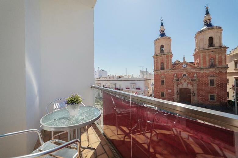 Hotel H2 Salymar