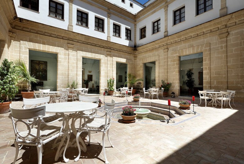 Hotel Crisol Monasterio De San Miguel