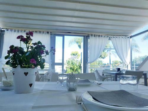 Colonna Rooms & Apartment