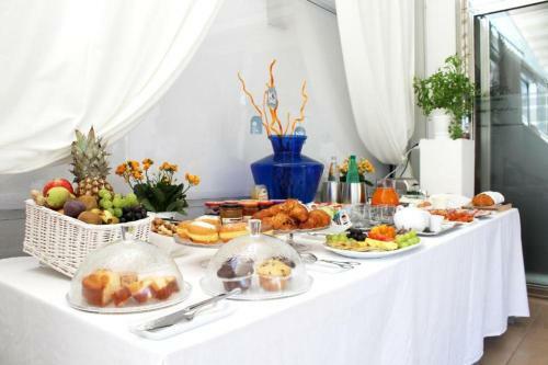 Colonna Rooms & Apartment