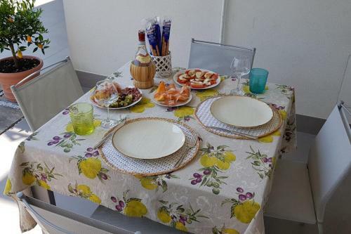 Apartamento Appartamento Olivi Mit Seeblick
