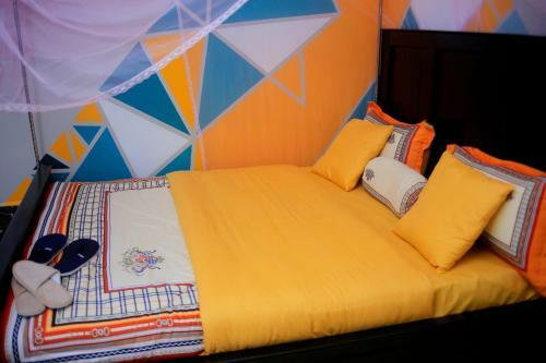 Free Wifi, Free Breakfast At Awooooo Accommodation Kampala