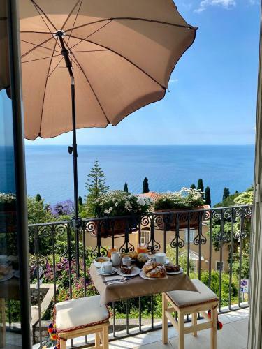 Bed & Breakfast Chiaro Di Luna