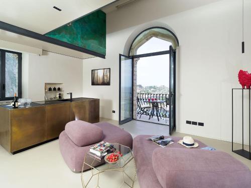 Modern Apartment In Taormina Sicily With Jacuzzi