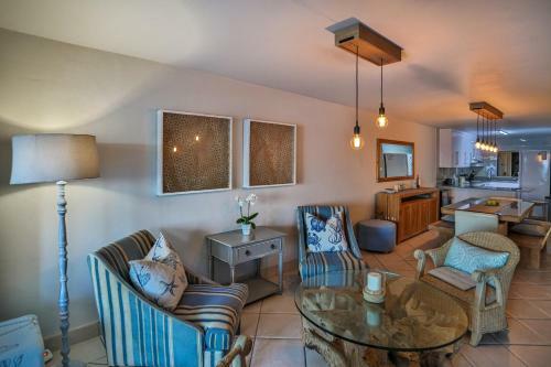 15 Skiathos-spacious Family Beachfront Apartment
