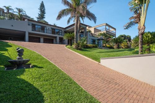 Shangri-la 6 Bedroom Ballito Beachfront Kbw1
