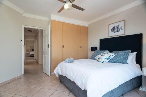 Shangri-la 6 Bedroom Ballito Beachfront Kbw1