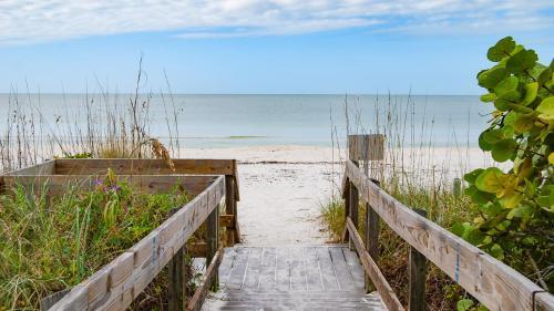 Bonita Beach Resort Motel