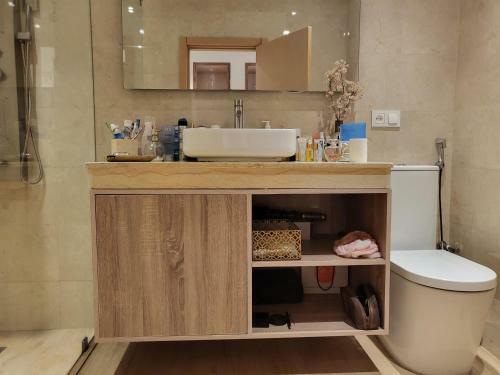 The One Luxury Apartment With Dressing Room