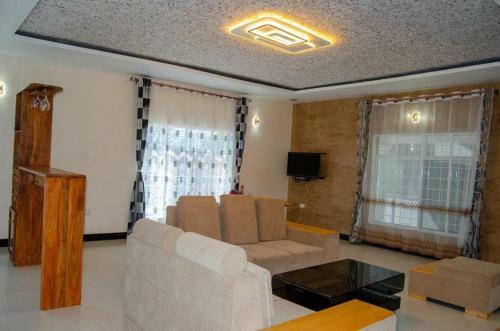 Bed & Breakfast Nyumbani Dailly Rental