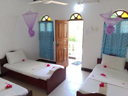 Bed & Breakfast H & H Bungalows
