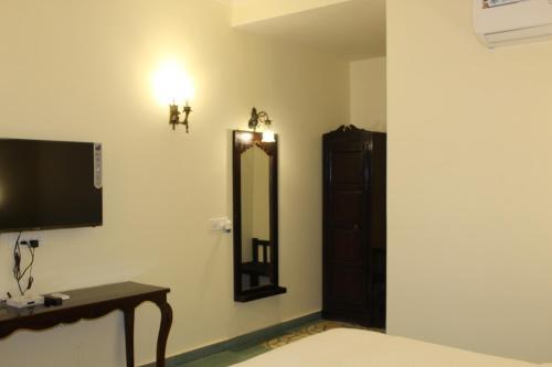 Hotel The Grand Barso (A Luxury Heritage)