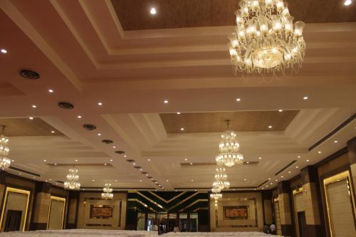 Hotel The Grand Barso (A Luxury Heritage)