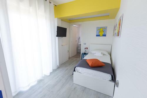 Hostal Valmontone Travel Rooms