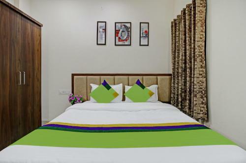 Treebo Trend Hotel Krishna Regency Gautam Nagar