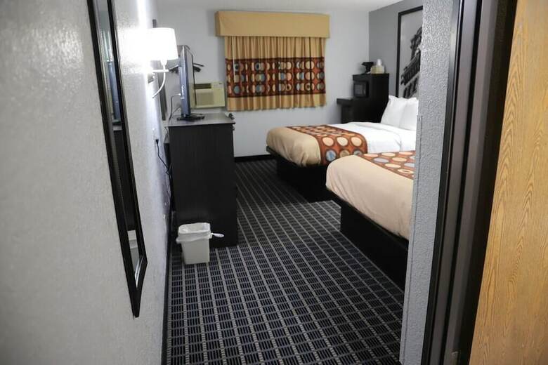Hotel Super 8 Airport Richmond