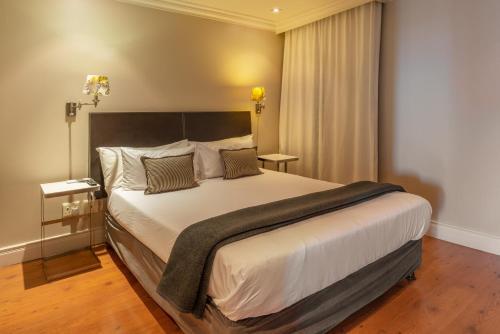 Apartamentos Cape Royale | Whosting