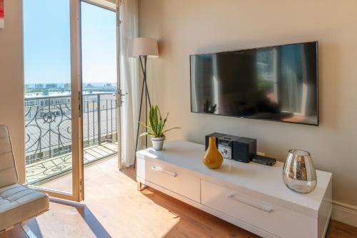 Apartamentos Cape Royale | Whosting
