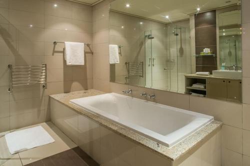 Apartamentos Cape Royale | Whosting