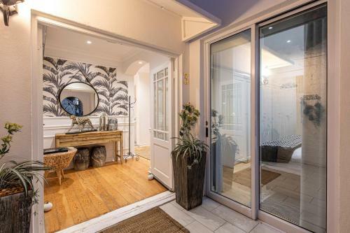 Clifton Yolo Spaces - Clifton Beachfront Apartments