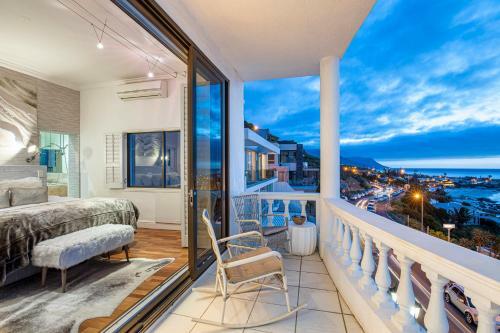 Clifton Yolo Spaces - Clifton Beachfront Apartments