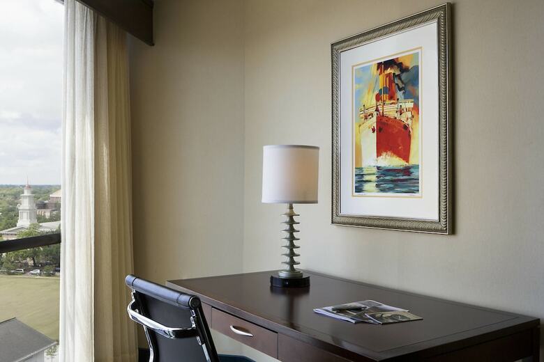 Renaissance Mobile Riverview Plaza Hotel