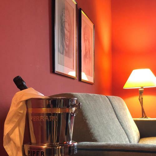 N�30 Charme Apartments