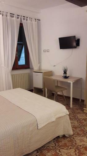 Hostal Taverna Del Capitano Rooms