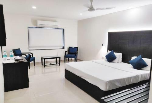 Sukh Hotel
