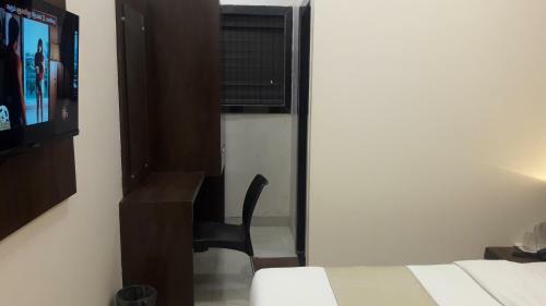 Hotel Shine Hospitality Empire