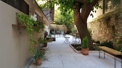 Hostal Santa Marta Rooms&studios