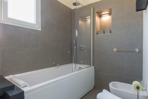 Panoramic Roof Apartment
