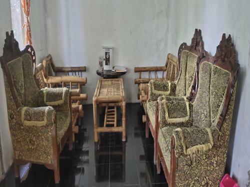 Suliyati Homestay