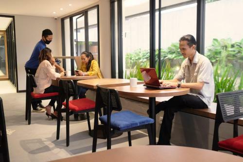 Hotel Youstay Semarang