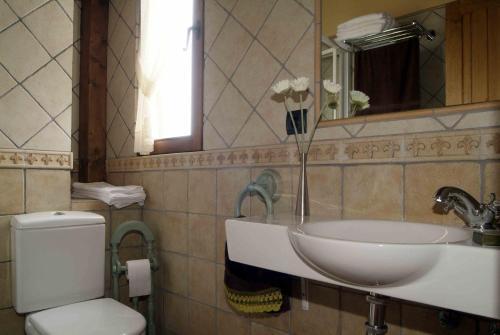 Apartamentos Centro de Turismo Rural La Coruja Del Ebro