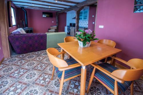 Apartamentos Centro de Turismo Rural La Coruja Del Ebro