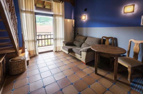 Apartamentos Centro de Turismo Rural La Coruja Del Ebro